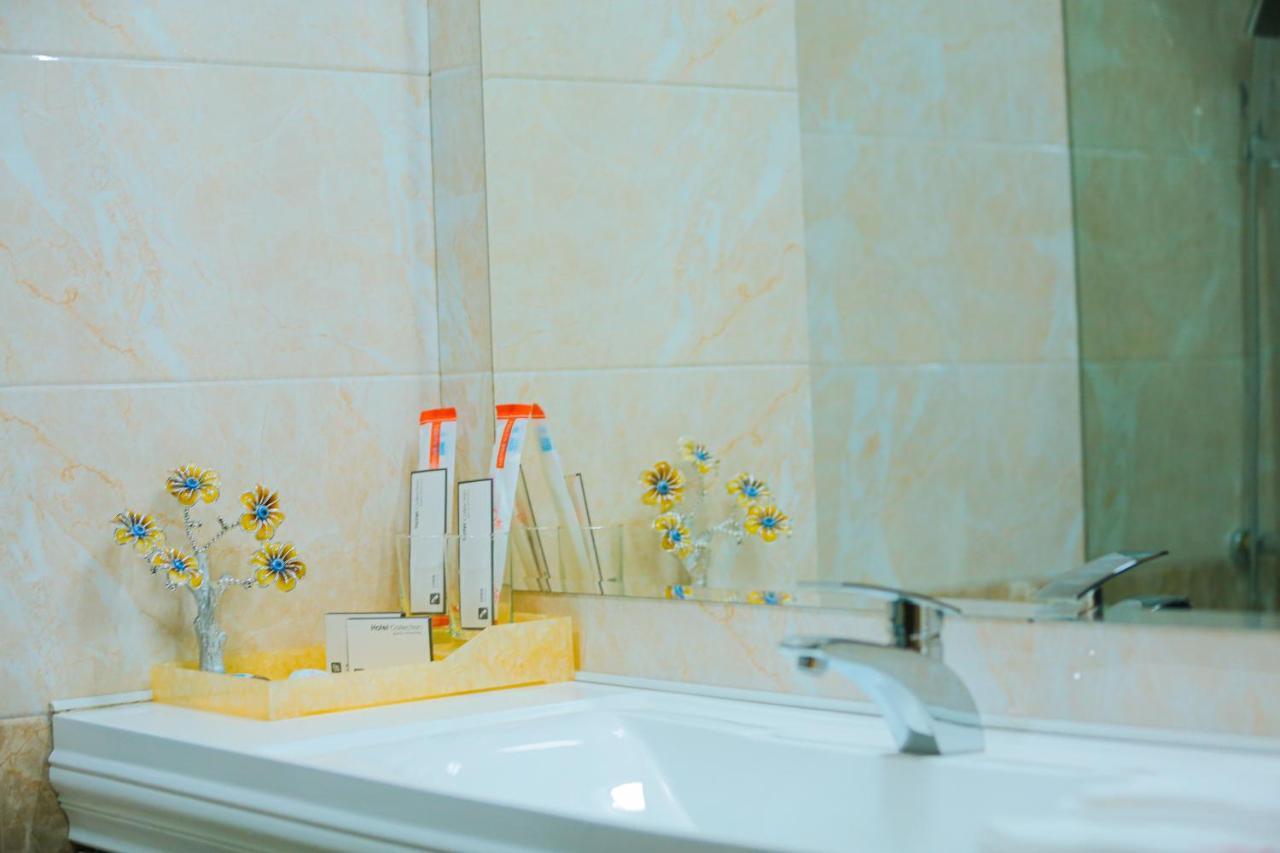 Royal Grand Hotel, Turkistan Ngoại thất bức ảnh