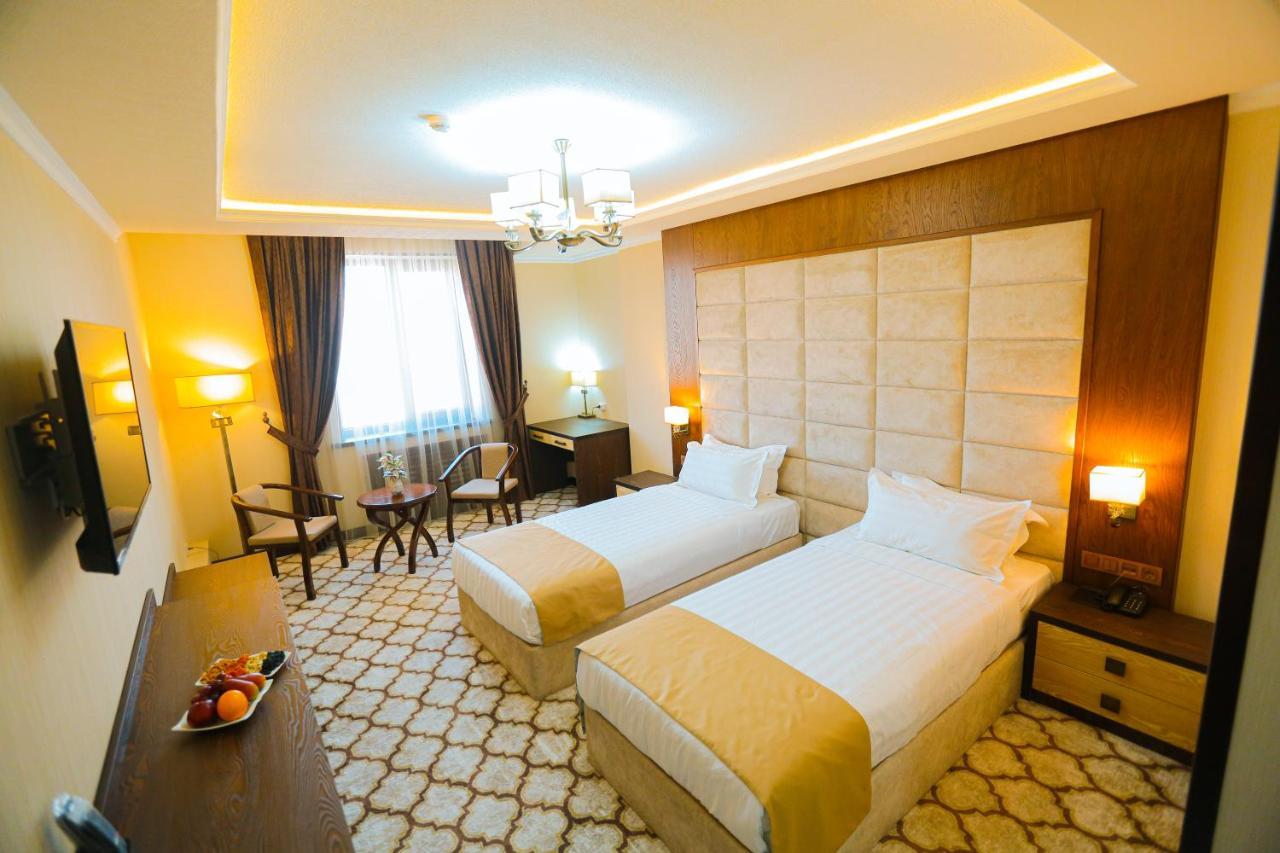 Royal Grand Hotel, Turkistan Ngoại thất bức ảnh