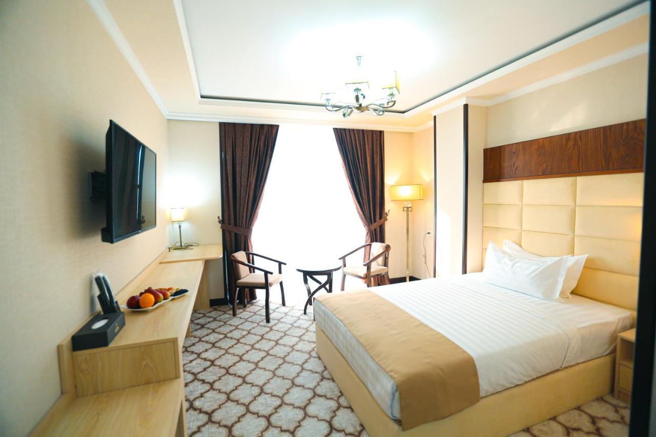 Royal Grand Hotel, Turkistan Ngoại thất bức ảnh