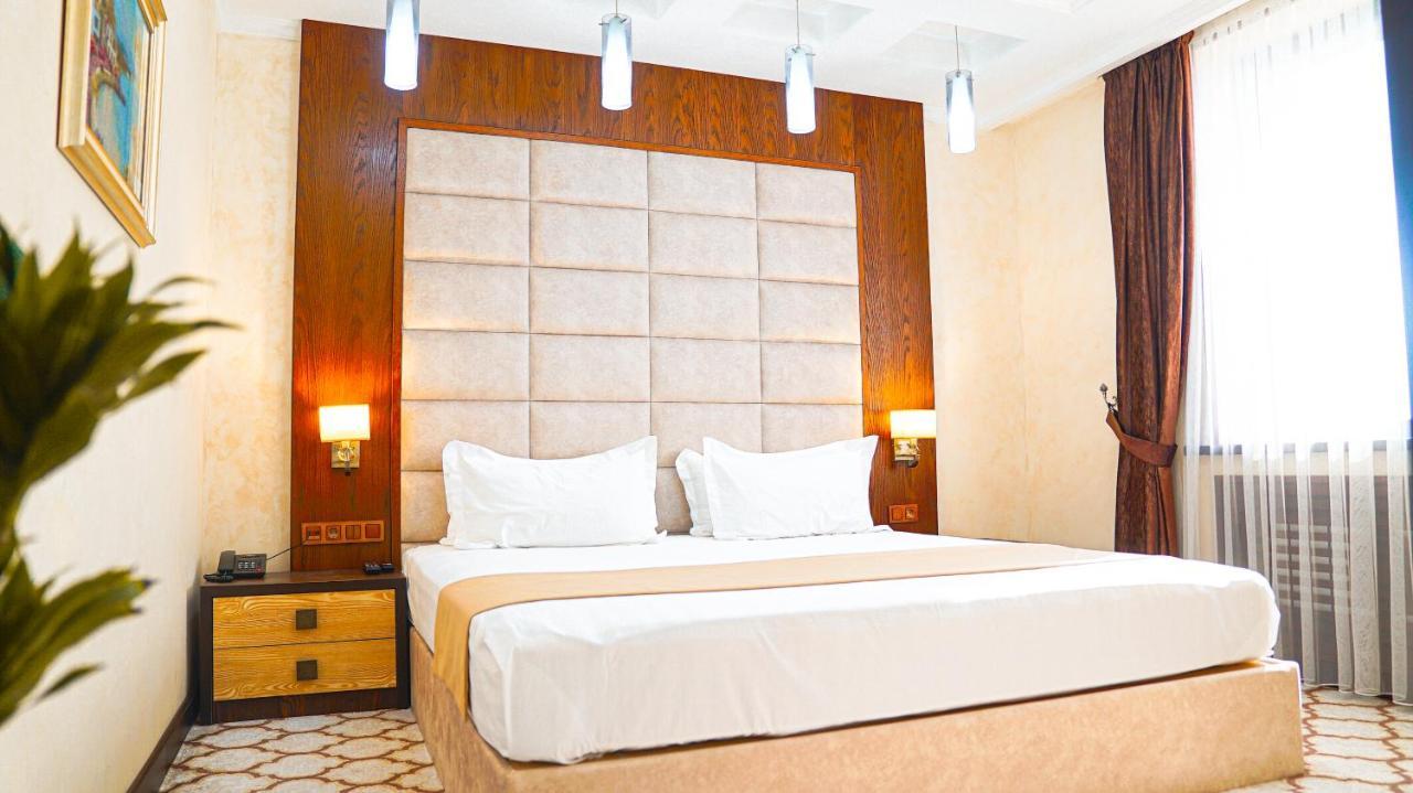 Royal Grand Hotel, Turkistan Ngoại thất bức ảnh
