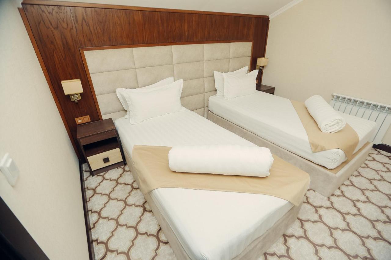 Royal Grand Hotel, Turkistan Ngoại thất bức ảnh
