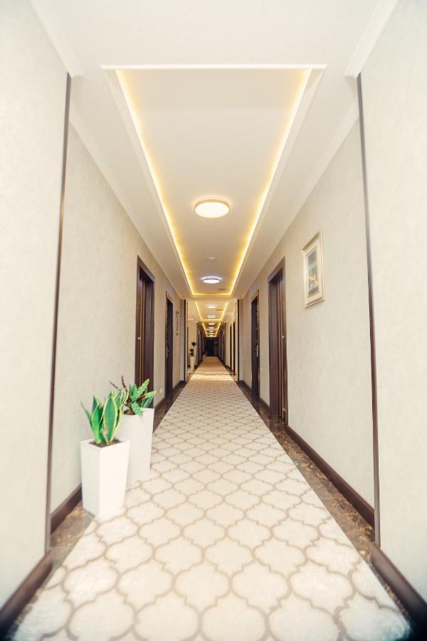 Royal Grand Hotel, Turkistan Ngoại thất bức ảnh