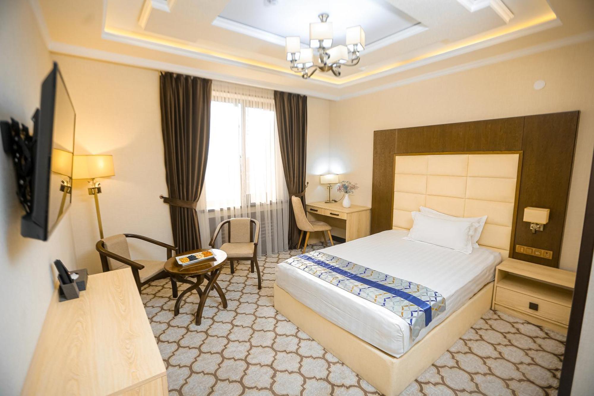 Royal Grand Hotel, Turkistan Ngoại thất bức ảnh